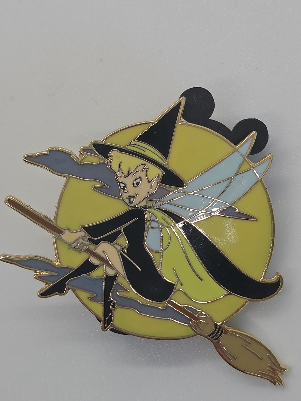 RARE Disney Shopping LE 500 Tinker Bell Witch Halloween Pin
